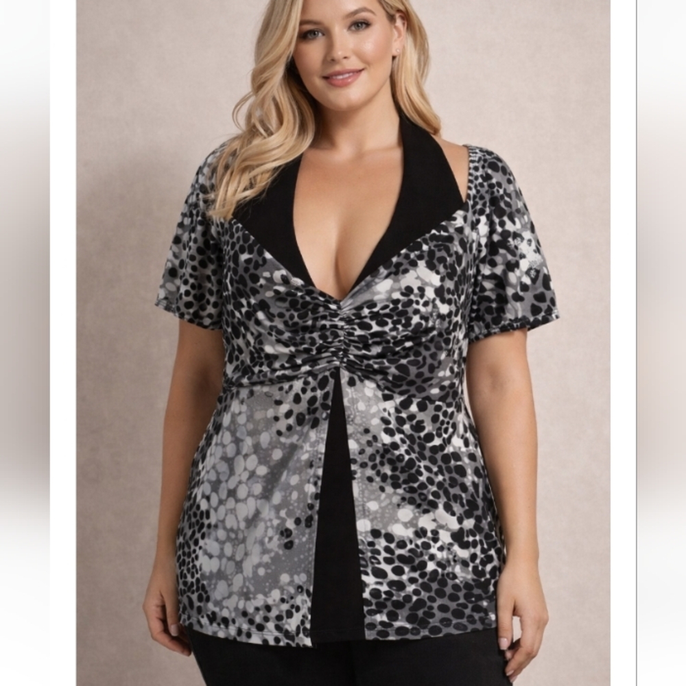 Deluxe LA Blues Plus Size 22/24W Black White Gray Print Halter Top EUC